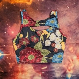 🌺 Navy Blue Floral Sporty Cut Out SO Athletic Crop Top Size Small